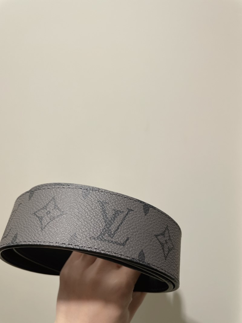 LOUIS VUITTON Belts